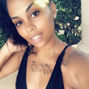 Meet your Posher, Leticia